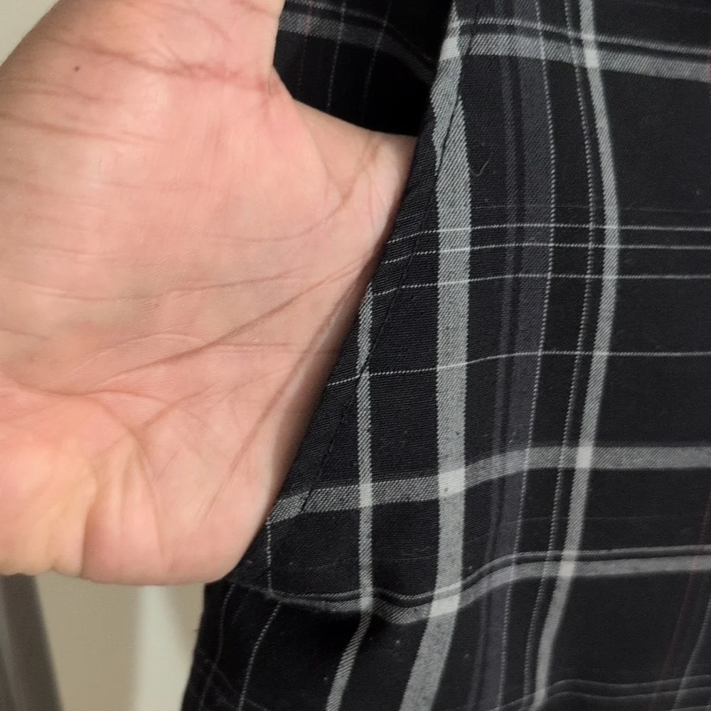 Ripzone | Black and Gray Plaid Men's Shorts - Picture 3 of 15